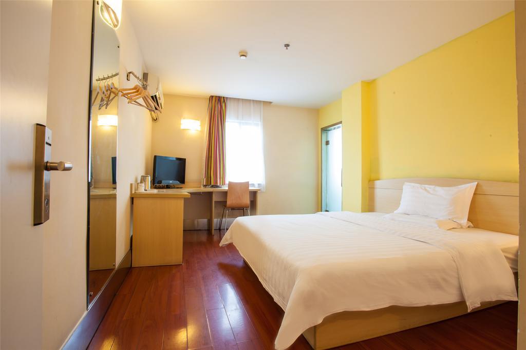 7Days Inn Guangzhou Jiaokou Subway Station 2Nd Room photo