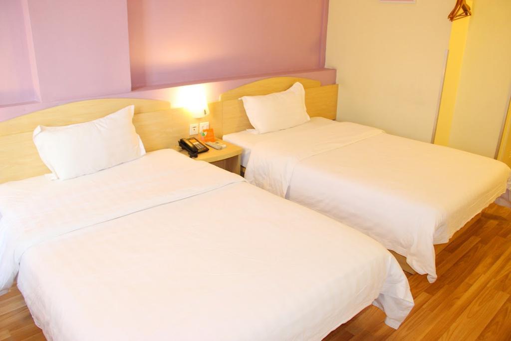 7Days Inn Guangzhou Jiaokou Subway Station 2Nd Room photo