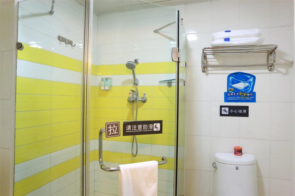 7Days Inn Guangzhou Jiaokou Subway Station 2Nd Exterior photo