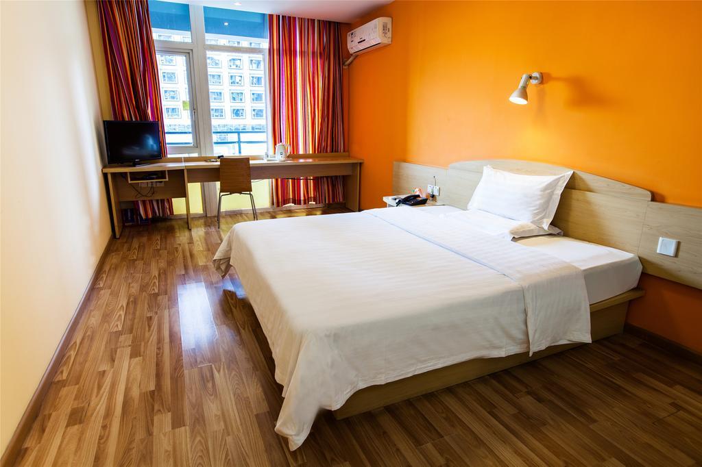 7Days Inn Guangzhou Jiaokou Subway Station 2Nd Room photo
